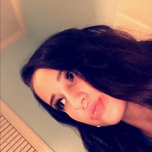 Meet your Posher, Shalyn